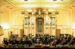 Джаз, семплістра та Україна